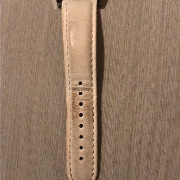 Burberry watch - Picture 2 of 3